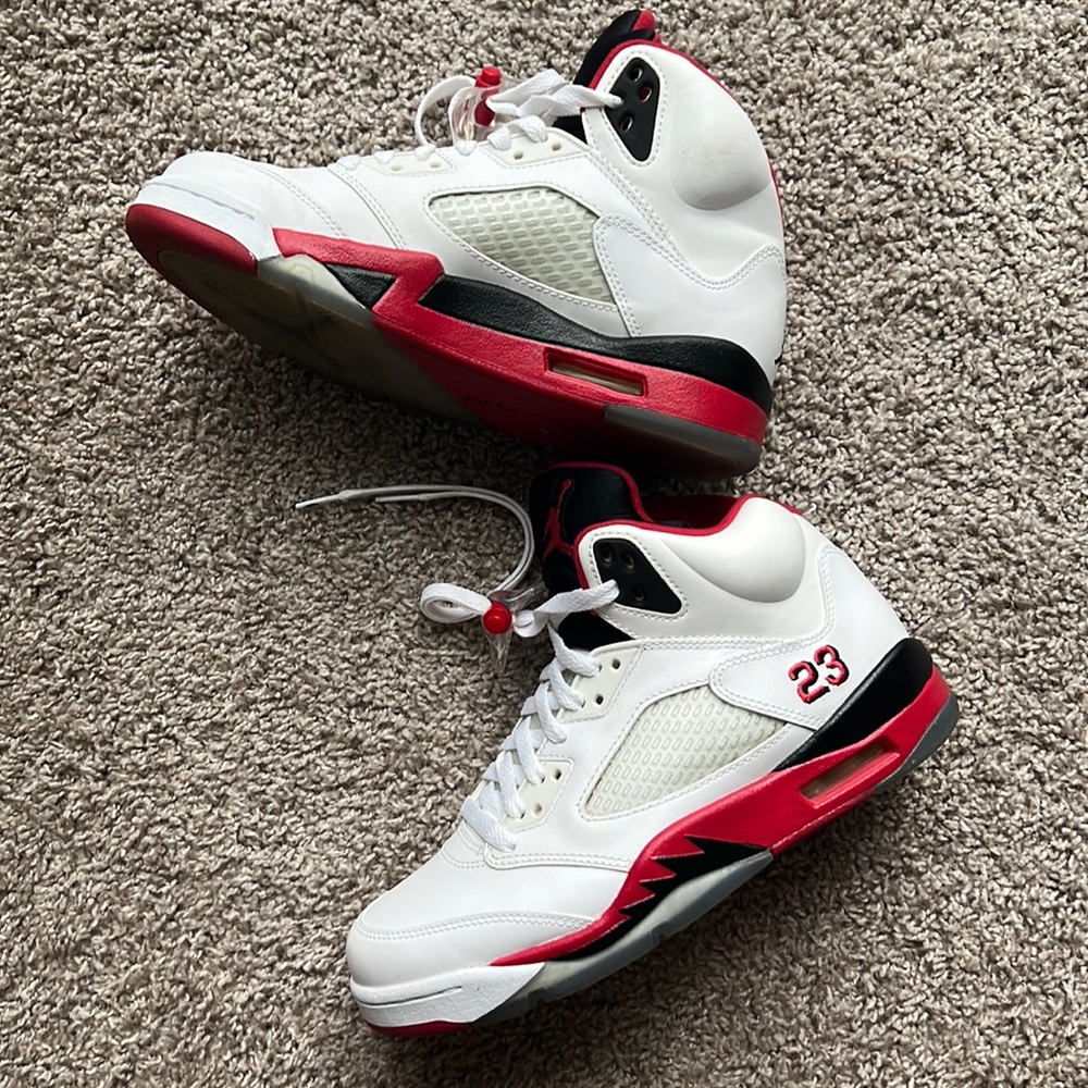 Jordan 5 Retro Fire Red Black Tongue (2013)